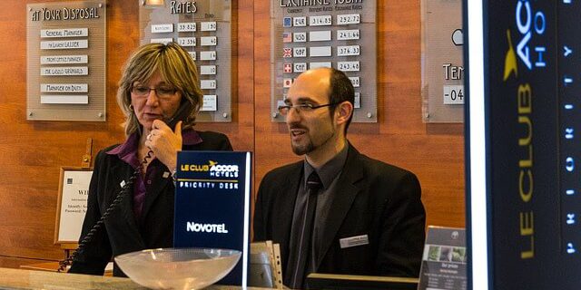 recepción de hotel